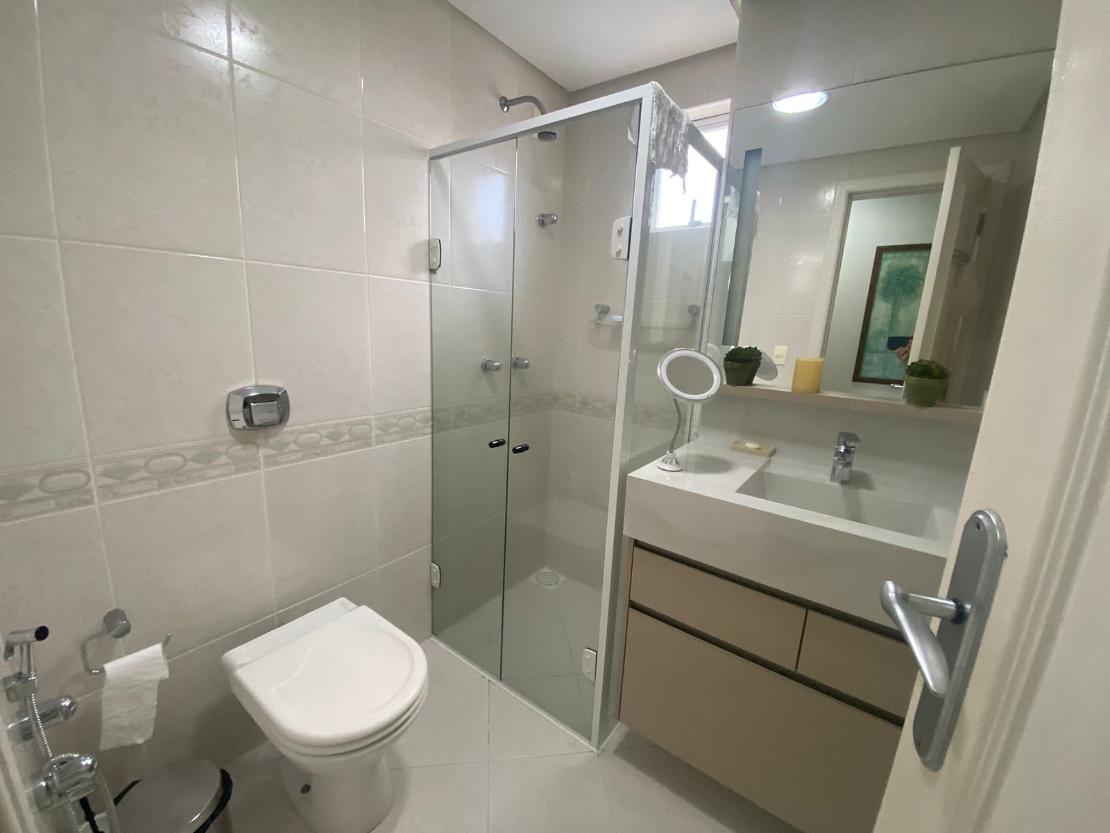 WhatsApp Image 2025-12-06 at 17.21.12 (2).jpeg