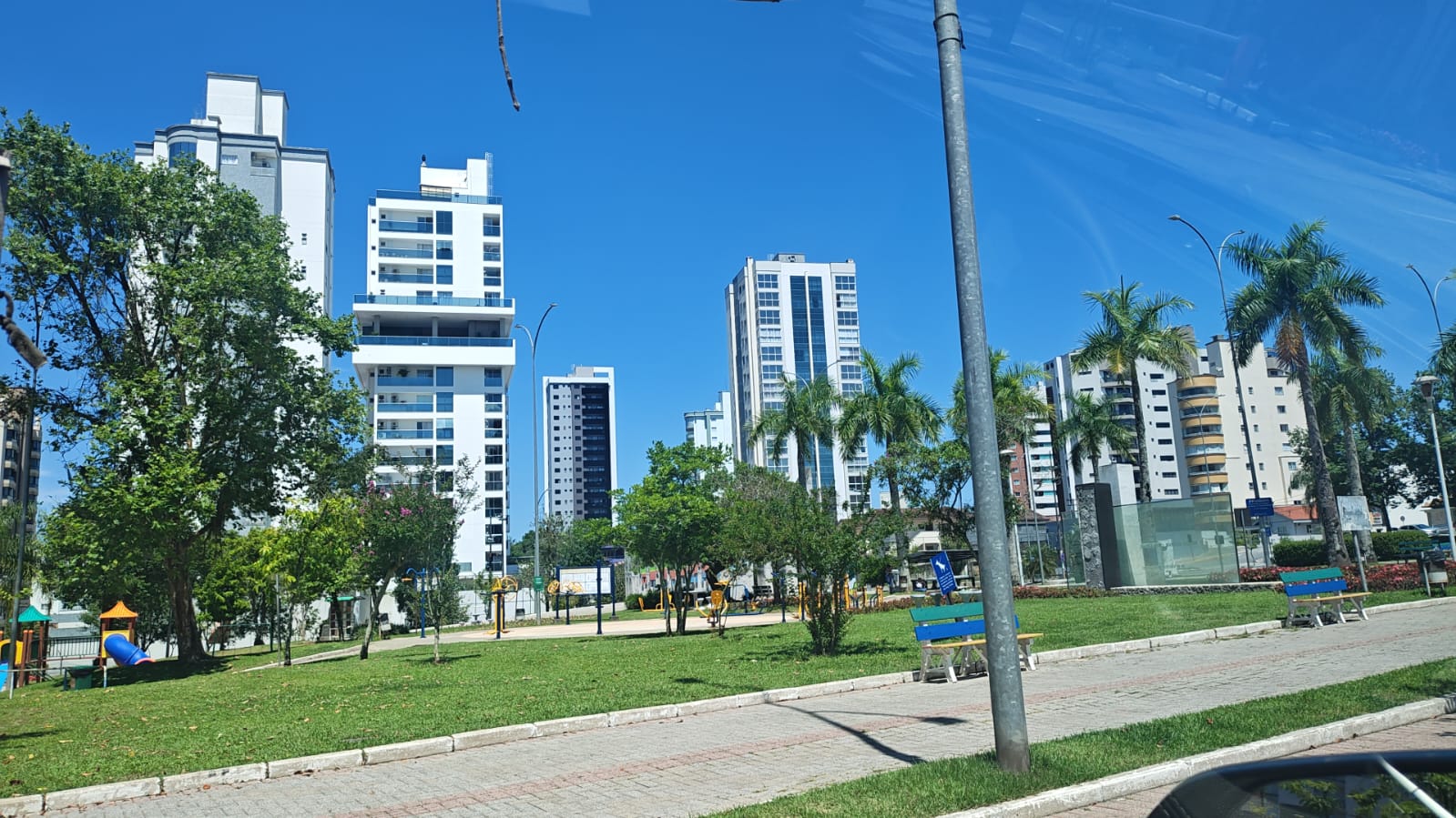 predio brusque 0712.jpeg