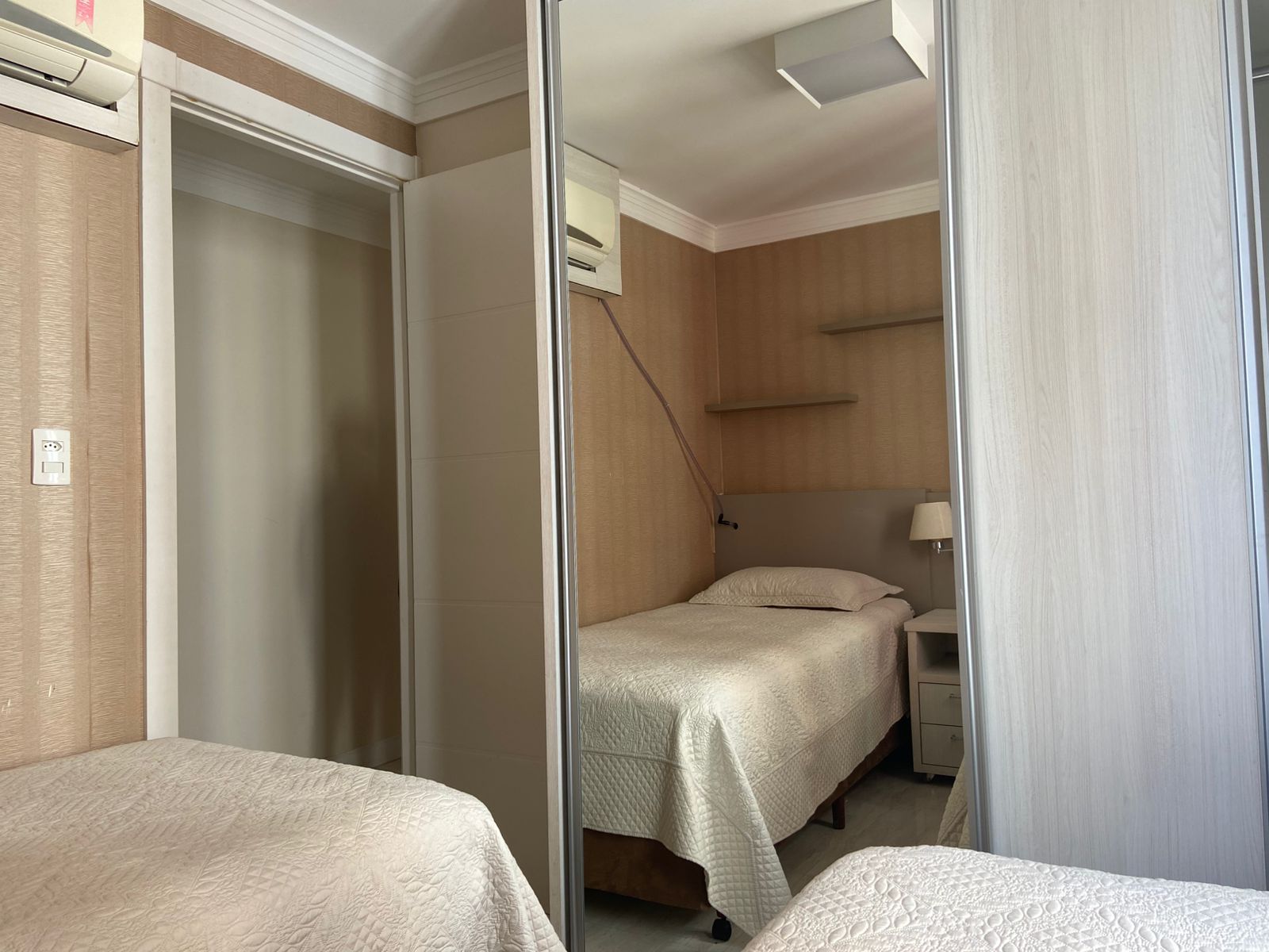 WhatsApp Image 2025-12-06 at 17.16.27.jpeg